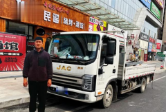 建材老板談“賺錢利器”！江淮1卡帥鈴S6實測：“能賺錢，夏天跑活兒不遭